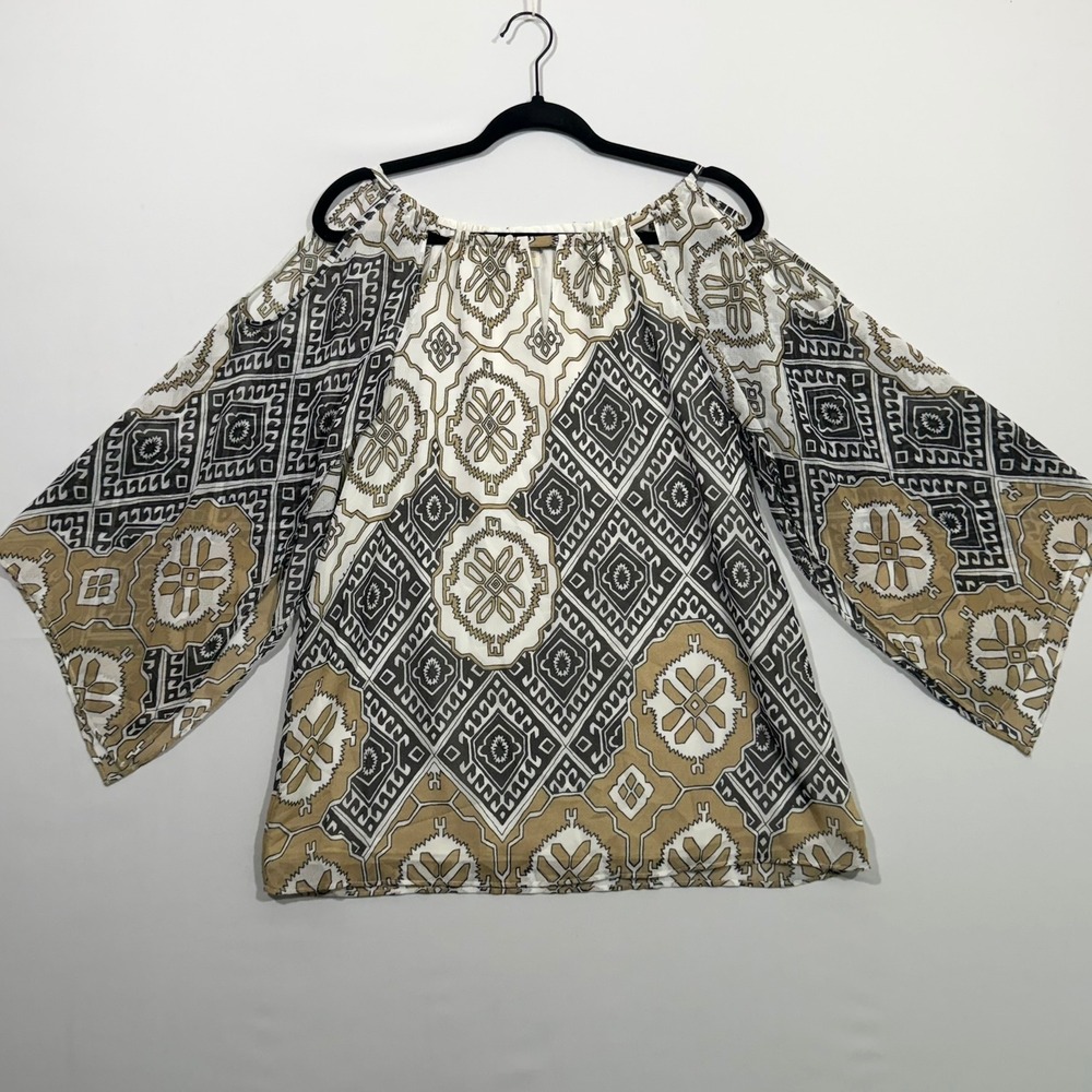 Chico's Blouse Womens 1 Medium M Black Tan‎ Medallion Cold Shoulder Bell Sleeve